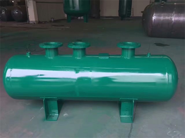 1679991473376569.jpeg 临澧临澧临澧蒸汽分气缸1.jpeg